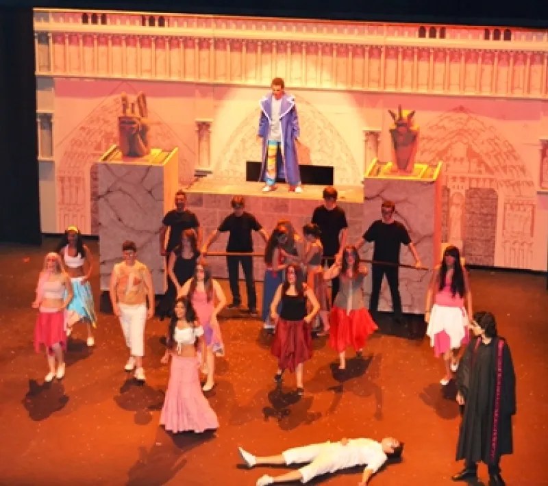 musical notre dame 26jun2014 w.6