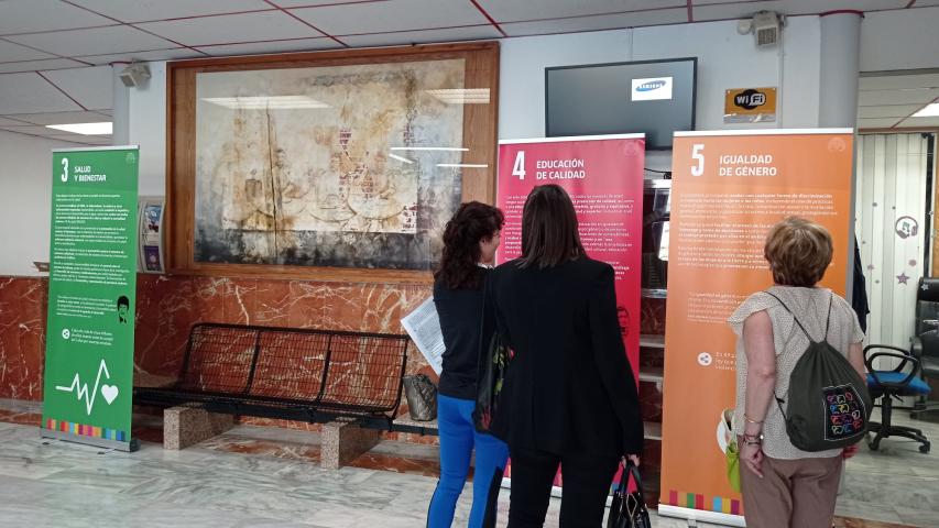 Exposición de Manos Unidas sobre los Objetivos de Desarrollo del Milenio en Cehegín
