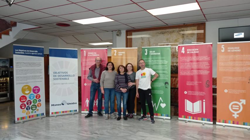 Exposición de Manos Unidas sobre los Objetivos de Desarrollo del Milenio en Cehegín