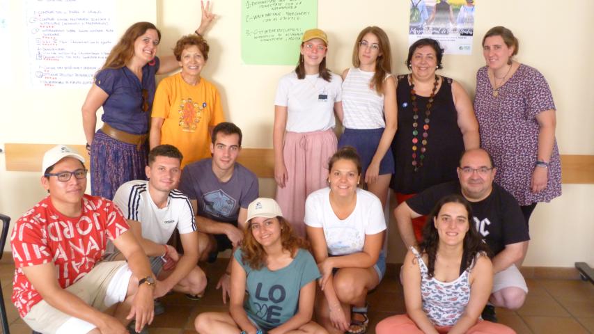 Momentos del I Campamento Intergeneracional "Manos que cuidan". Foto: Manos Unidas