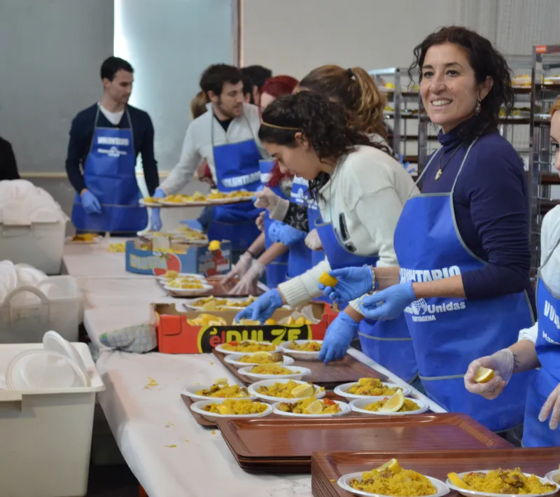 Voluntarios de Manos Unidas trabajando en actividades de la Organización. Foto: Manos Unidas