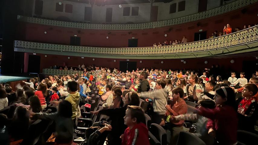 participacion ninos teatro