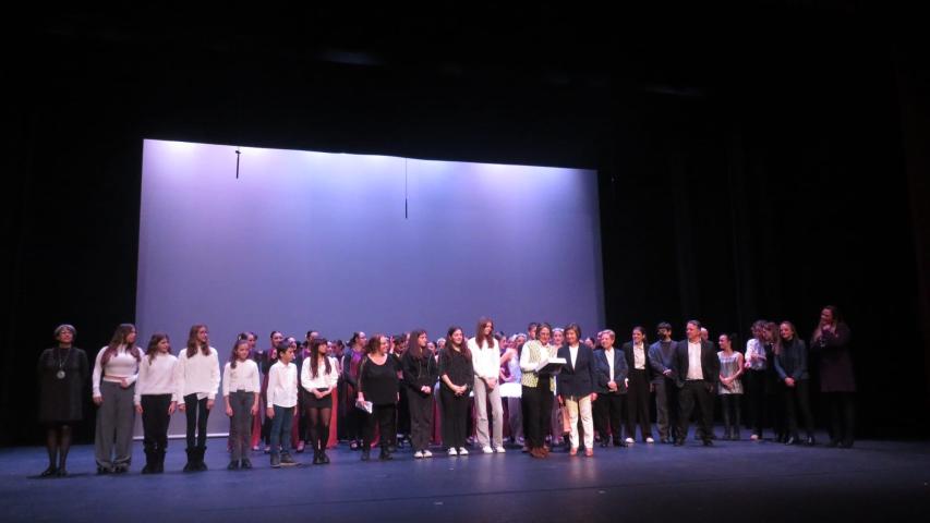 participantes saludo final