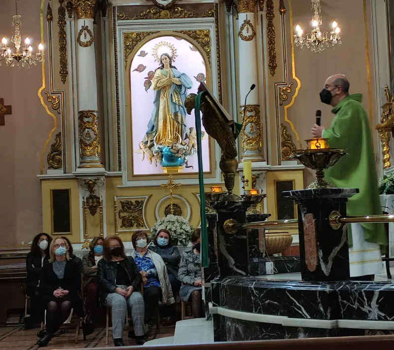 Lectura del manifiesto de Manos Unidas en la comarcal de Paterna.