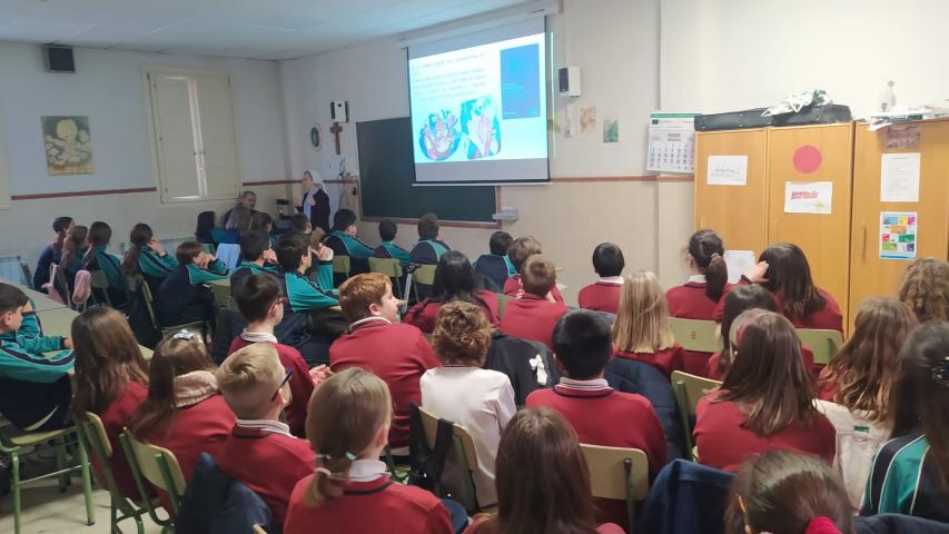 Alumnos de primaria de Adoratrices.