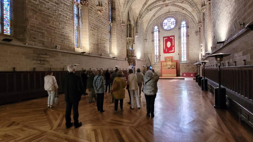 Visita de la delegación de Manos Unidas a la Catedral de Pamplona