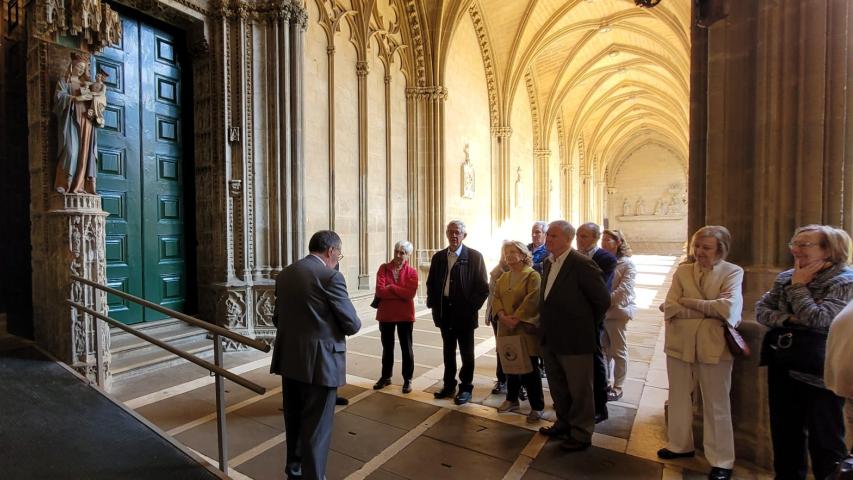 Visita de la delegación de Manos Unidas a la Catedral de Pamplona
