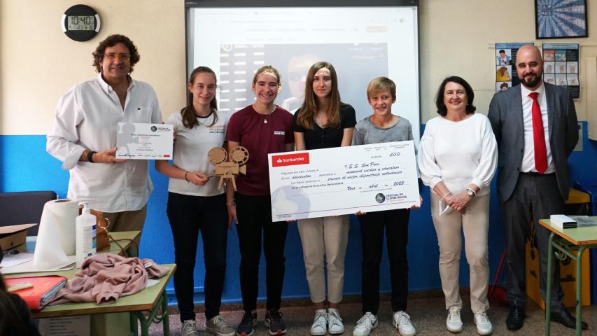 Entrega del primer premio del XIII Festival de Clipmetrajes al IES Son Pacs