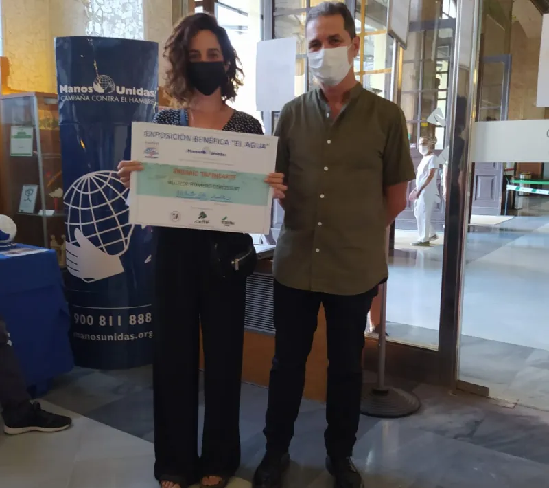 Águeda Romero se llevó el premio Tapinearte por su pintura "Hitobashira".