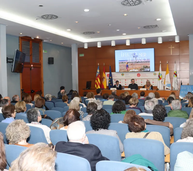 presentacion en el palacio de colomina 3