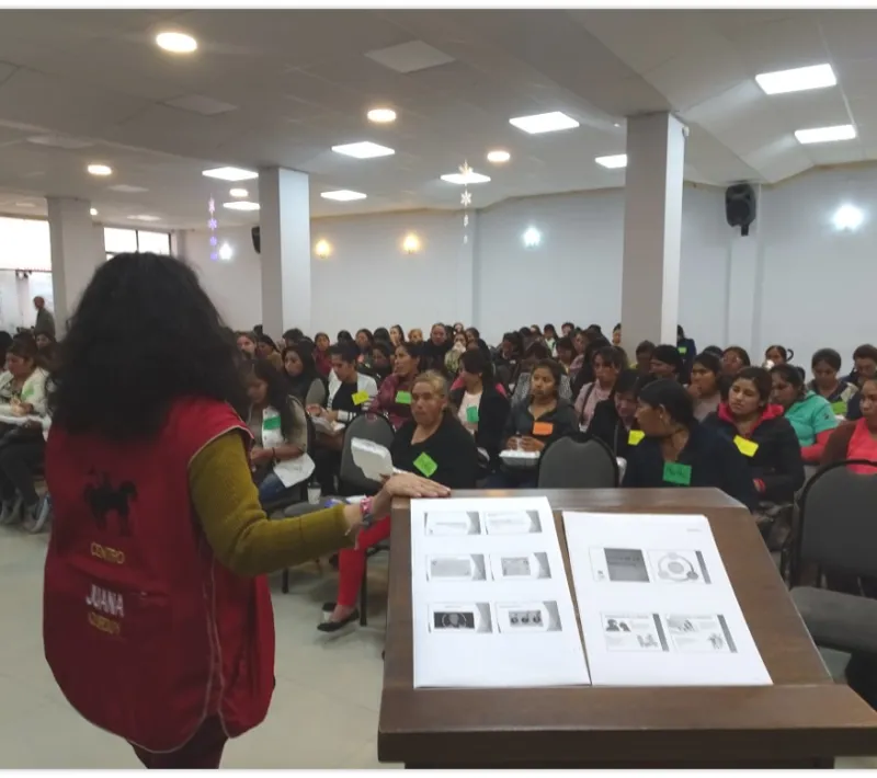 Proyecto de Manos Unidas para promoción de la mujer en Sucre (Bolivia)