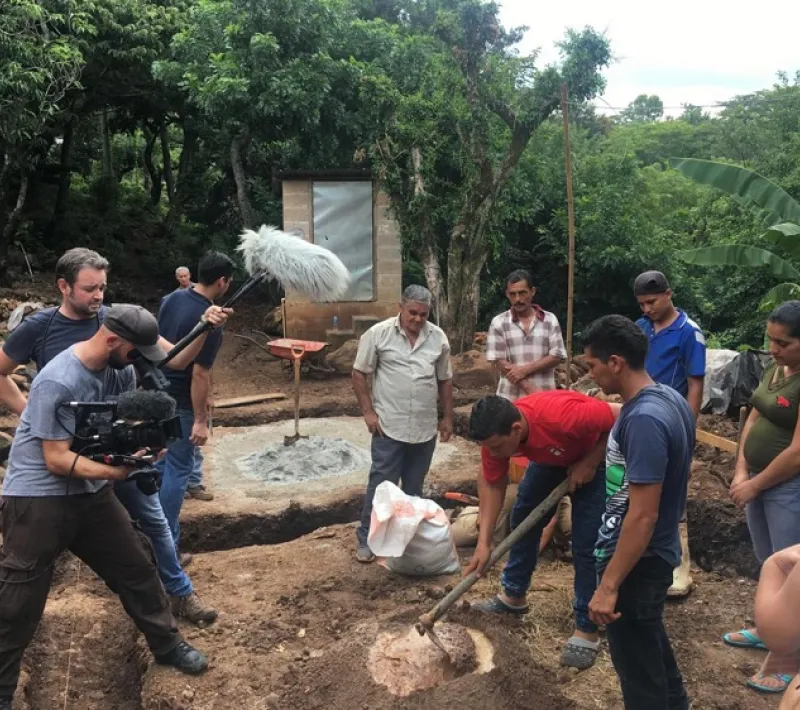 Proyecto de Manos Unidas en El Salvador 2018 .Construcción de Nuevas viviendas