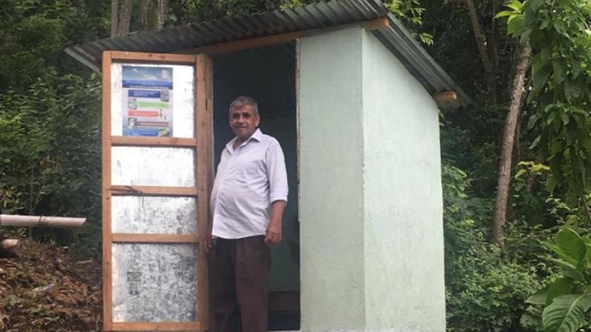 Proyecto de Manos Unidas en El Salvador 2018 . Nuevas letrinas aboneras