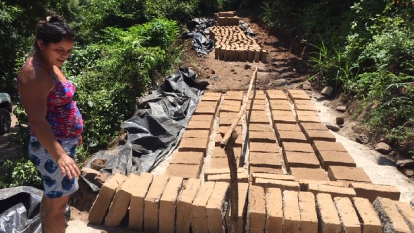 Proyecto de Manos Unidas para la mejora de condiciones de vida en El Salvador