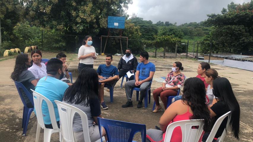 Proyecto de Manos Unidas para formación inclusiva de jóvenes en El Salvador 2021