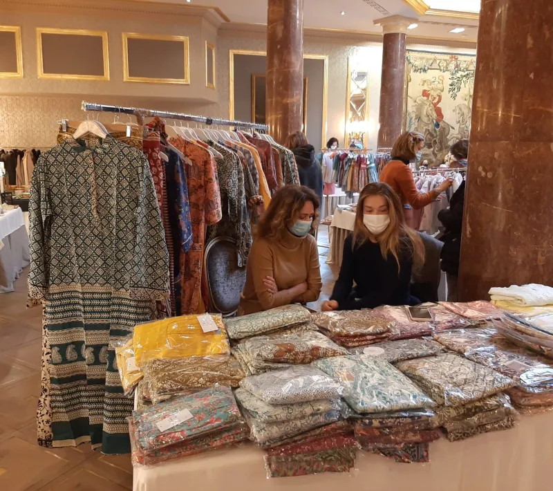Rastrillo solidario en el hotel Wellington a favor de Manos Unidas
