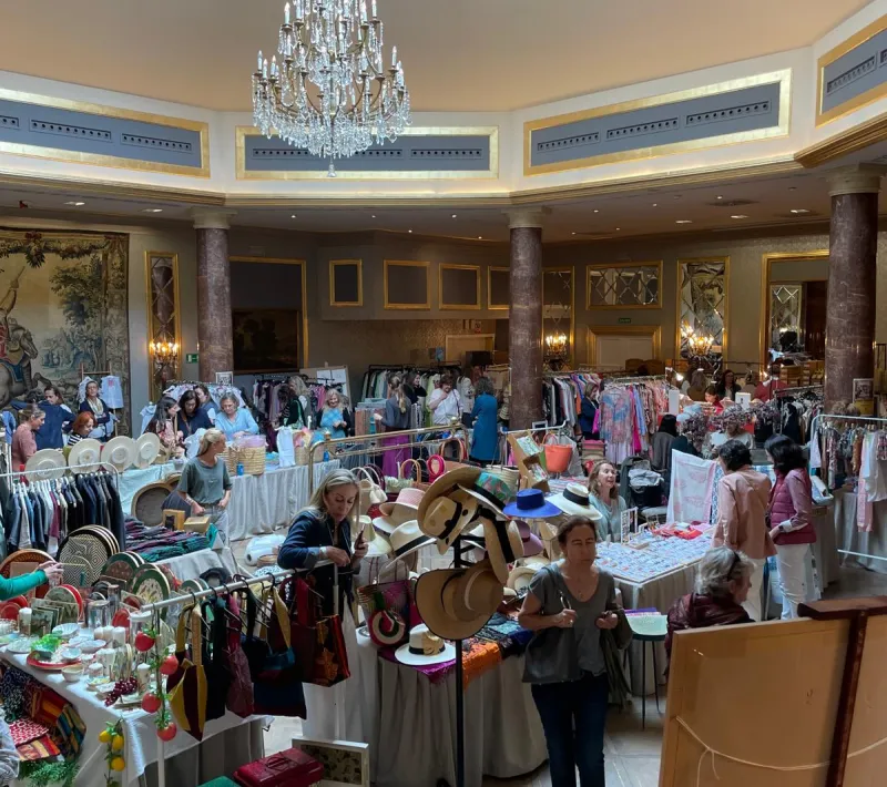 rastrillo solidario del hotel Wellington 2025 a favor de Manos Unidas