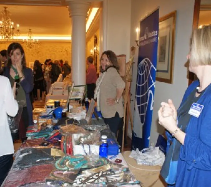 rastrillo solidario hotel wellington 4r