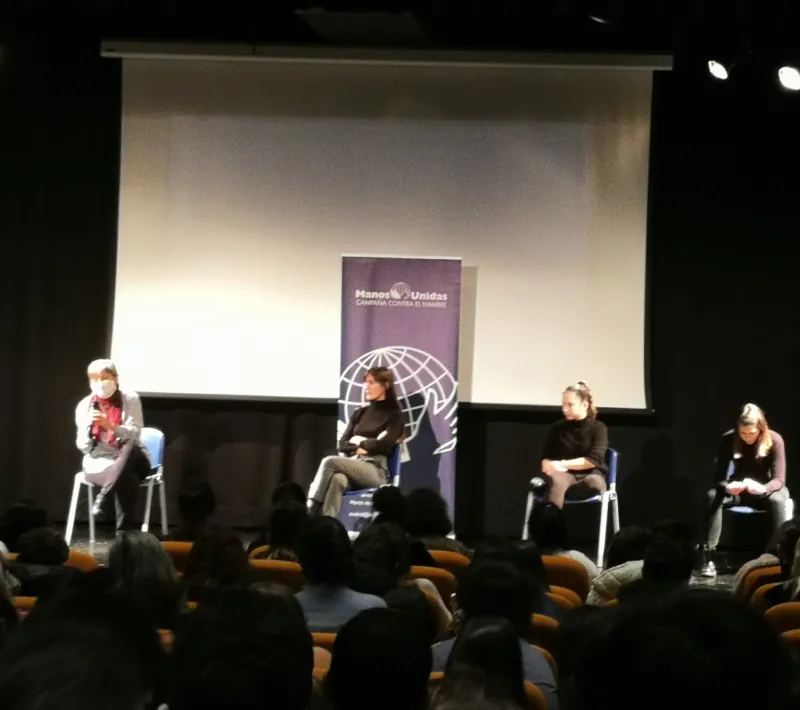 Representación de Manos Unidas Madrid en el Centro Cultural Lope de Vega