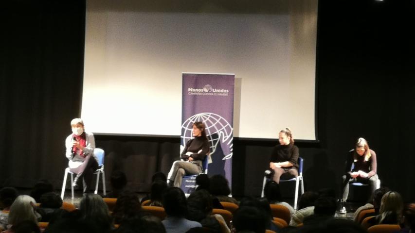 Representación de Manos Unidas Madrid en el Centro Cultural Lope de Vega