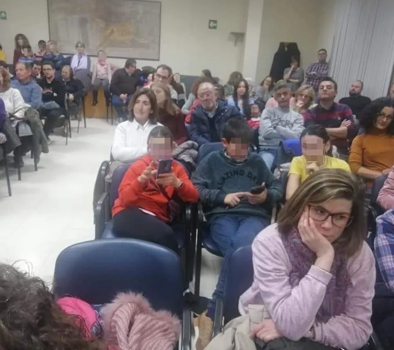 Cena del hambre en la delegación comarcal de Requena de Manos Unidas Valencia.