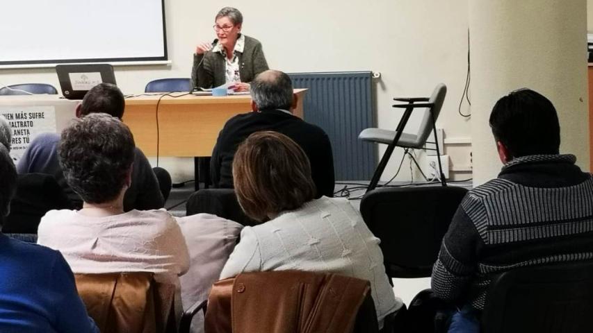 Cena del hambre en la delegación comarcal de Requena de Manos Unidas Valencia.