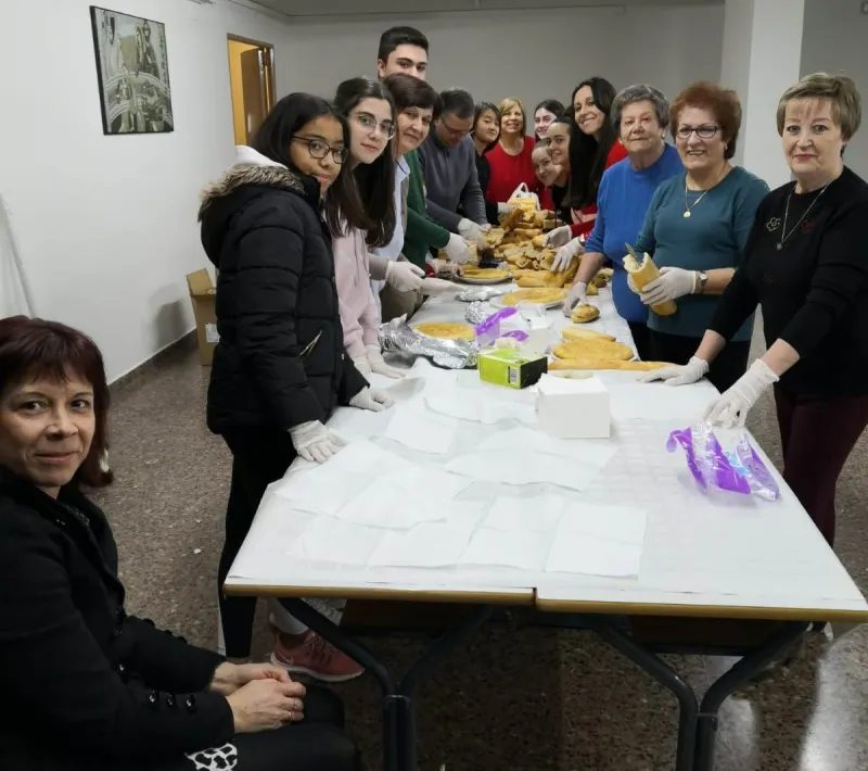 Cena del hambre en la delegación comarcal de Requena de Manos Unidas Valencia.