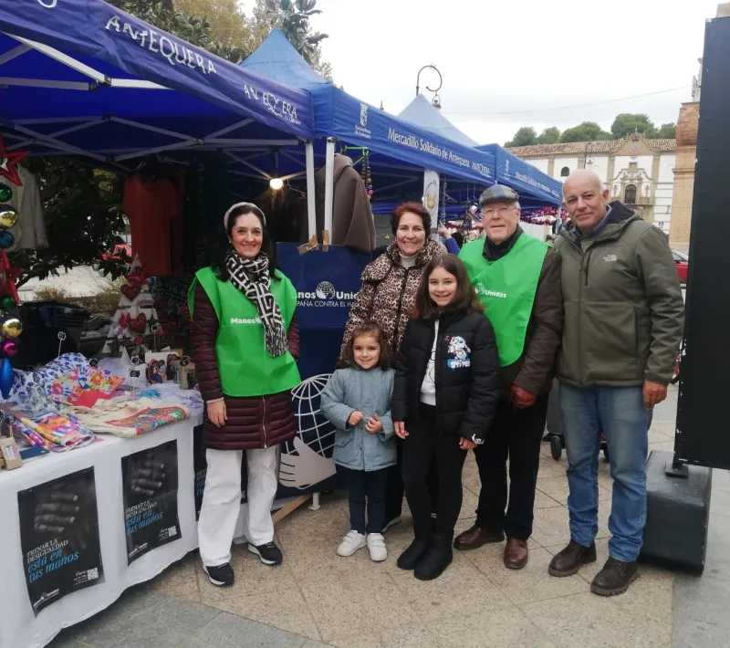 responsable de caritas en el mercadillo