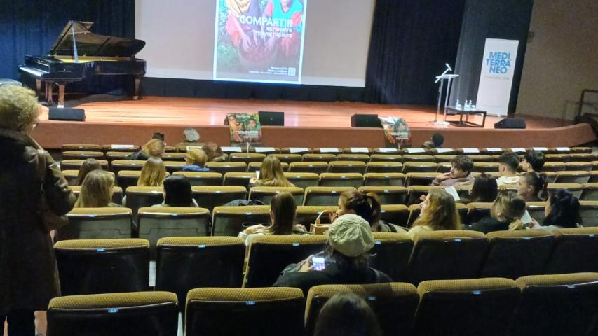 sala al comienzo