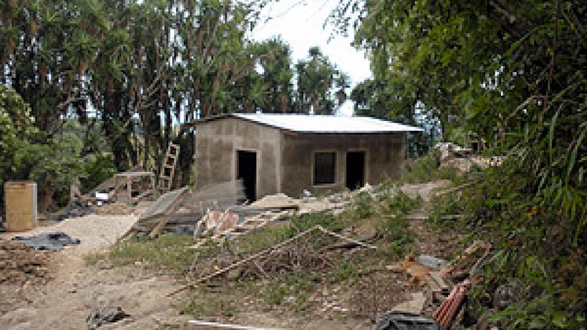 Proyecto mejora del hábitat para combatir el mal de Chagas en el Salvador