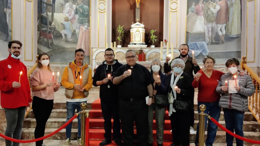 La parroquia de San Francisco de Borja de Valencia también encendió la llama.