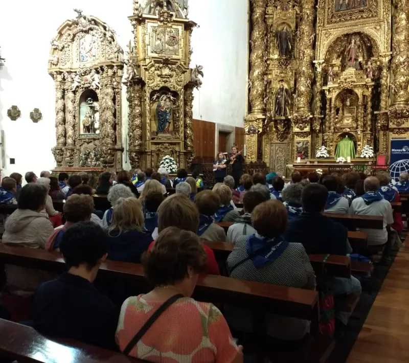 sant feliu trobada santiago compostela 60 aniversari mans unides 4