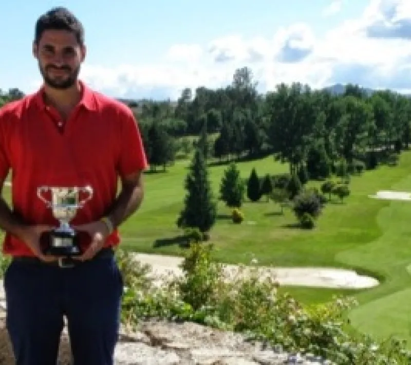 santiago tarrio campeon circuito gallego profesionales 2014
