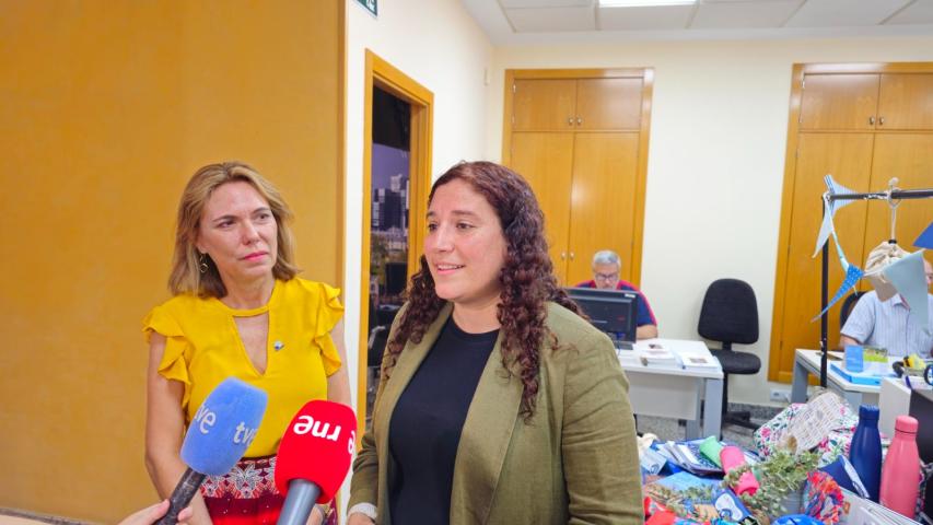 El Ayuntamiento de Murcia visita la sede de Manos Unidas para conocer la Memoria 2023