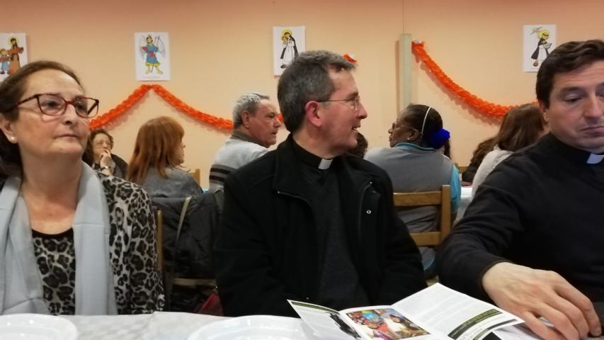 Cena del hambre en Manos Unidas Castelldefels