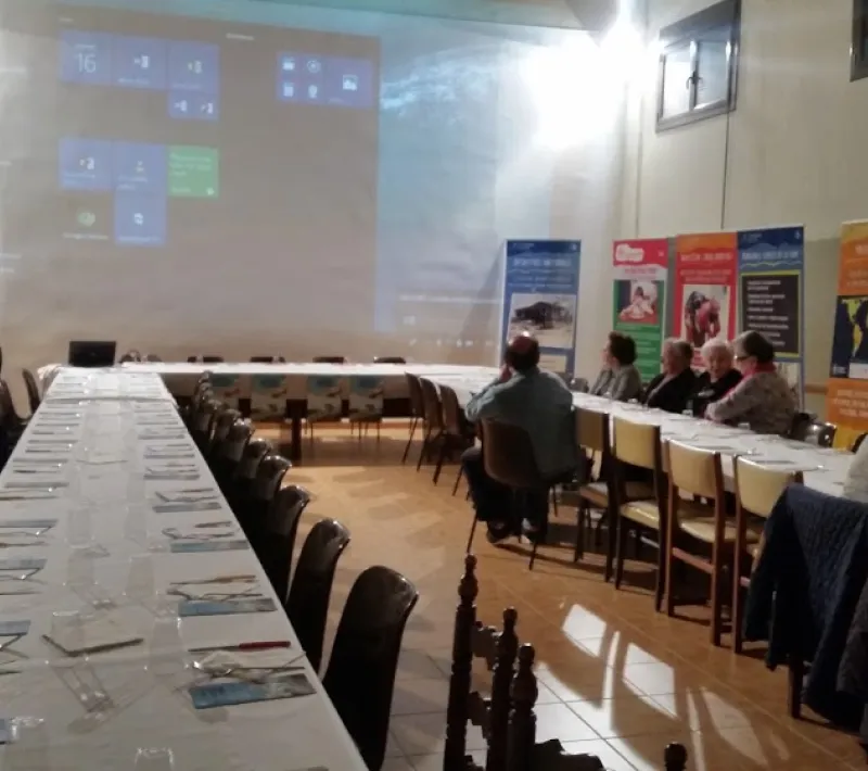 Cena solidaria en Masllorenç