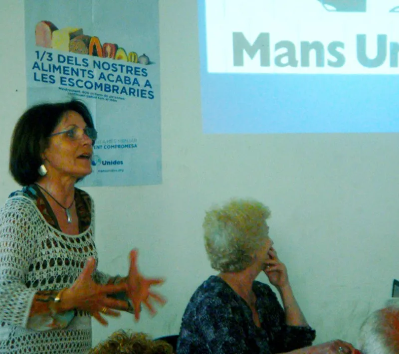 Merienda Solidaria en Picamoixons