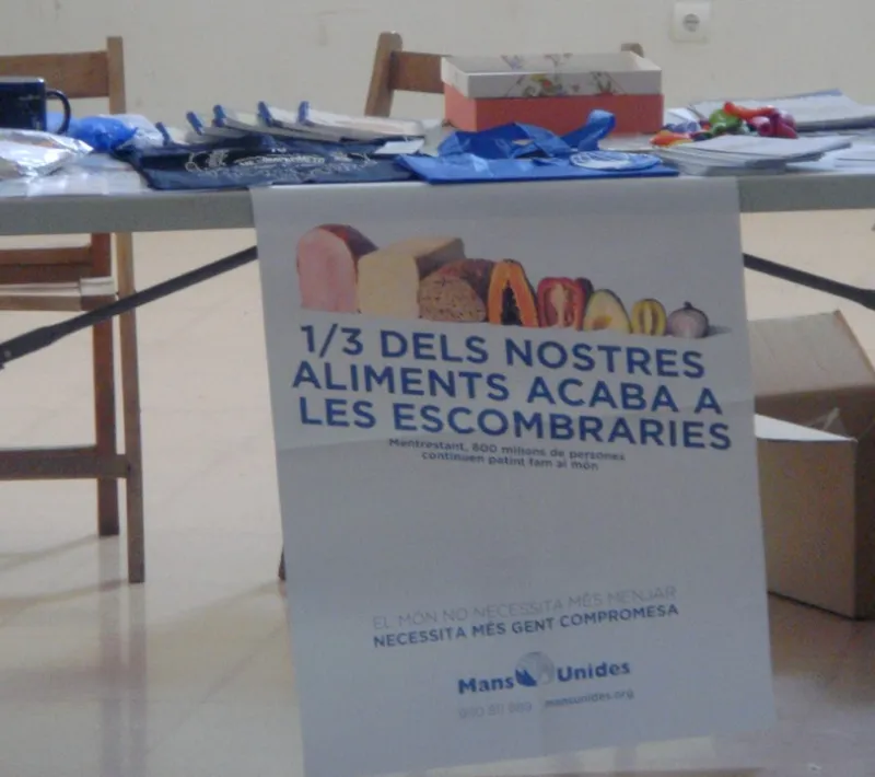 Merienda Solidaria en Picamoixons