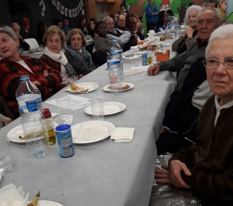 Cena solidaria en la parroquia Sant Joan de Reus