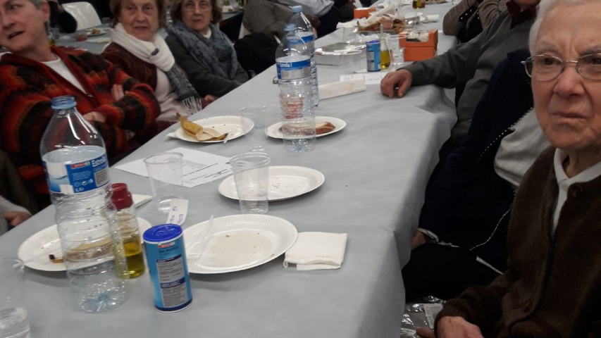 Cena solidaria en la parroquia Sant Joan de Reus