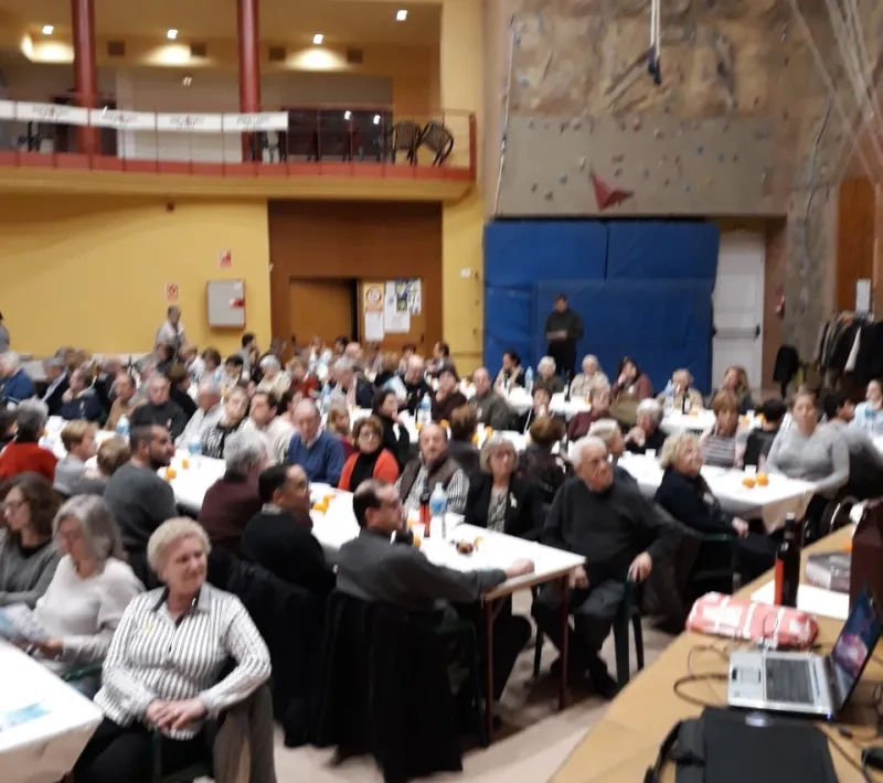Cena solidaria en La Lira del Vendrell