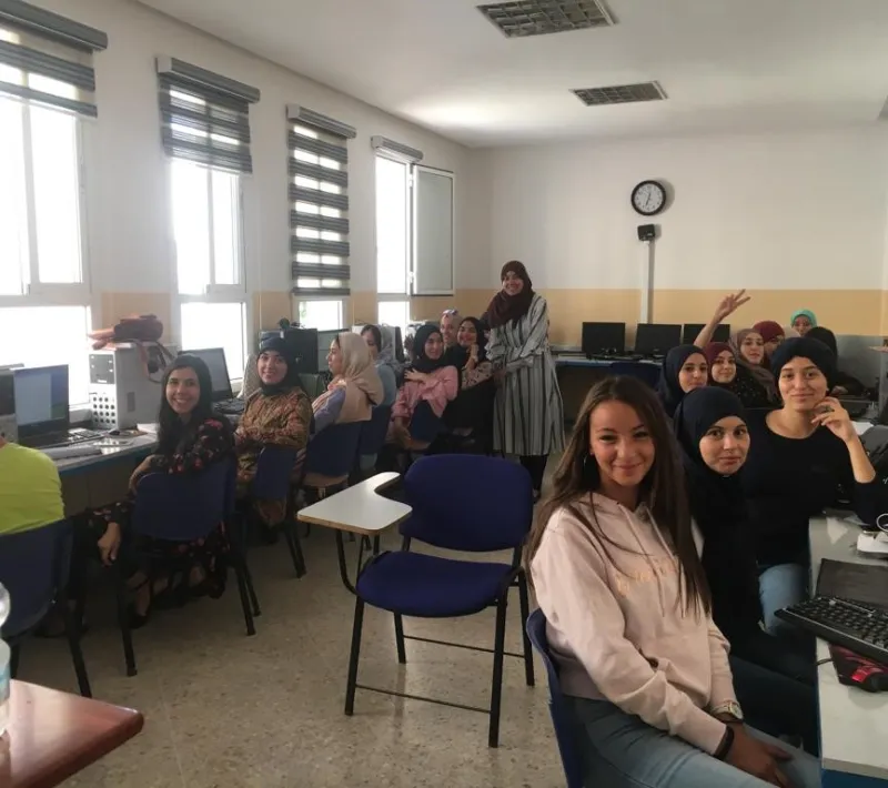 El Taller de Informática es principalmente seguido por mujeres.