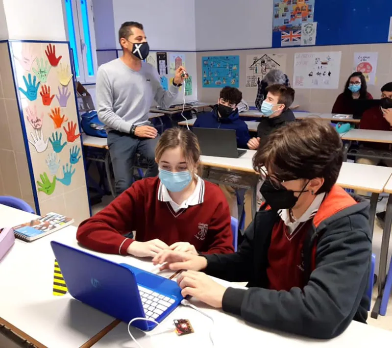 talleres de robotronica 14