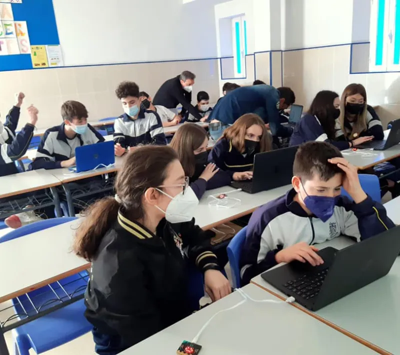talleres de robotronica 18