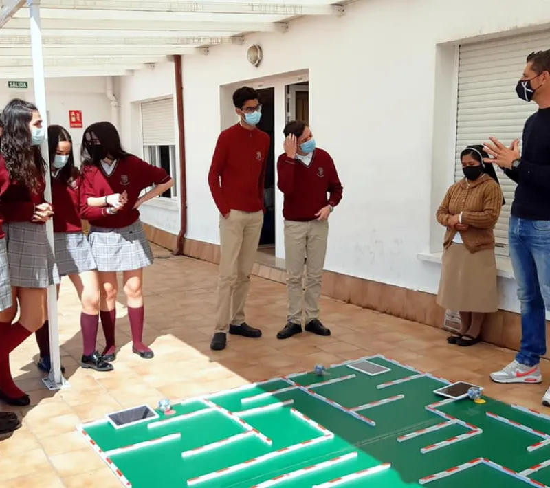 talleres de robotronica 24