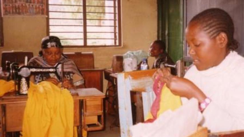 Alumnos del centro Olkokola en Tanzania
