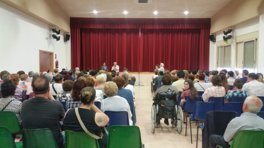 Teatro "El planeta de las sonrisas" en Torreforta
