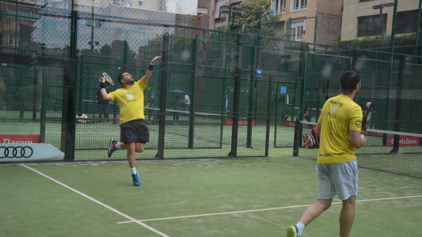 Un salto por Manos Unidas: torneo benéfico de pádel