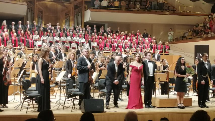 V concierto Voces Unidas de la orquesta de la JMJ a favor de Manos Unidas