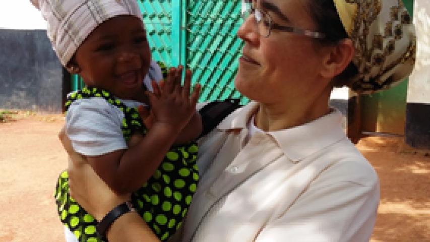 victoria braquehais misionera en ngovayang camerun